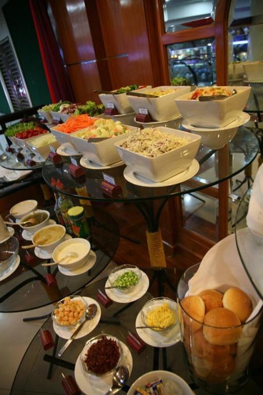 Grand Diamond City Hotel & Casino Poipet Esterno foto